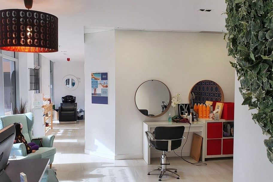 Inside Spiky Hair Salon
